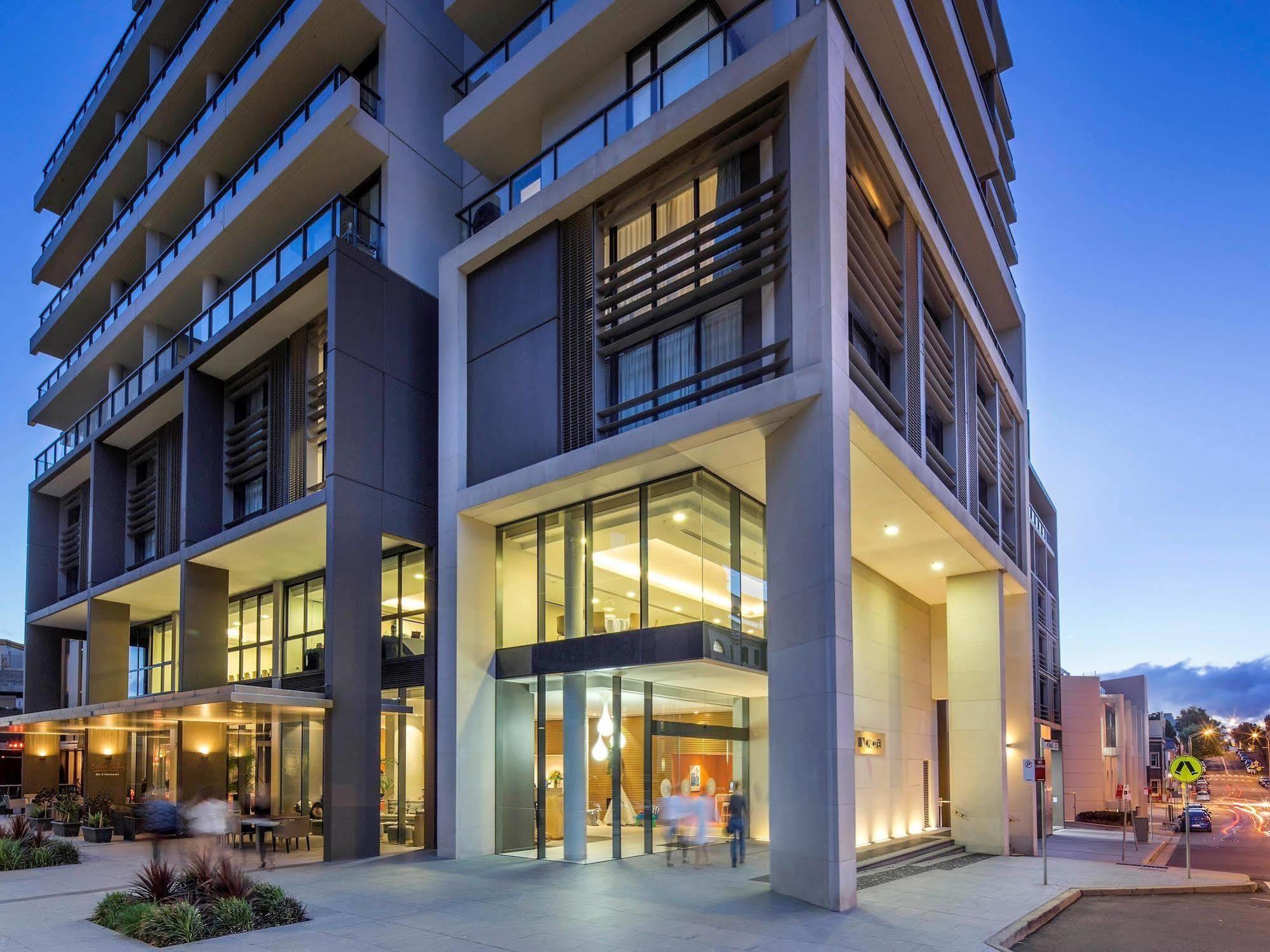 Novotel Hotel 4*